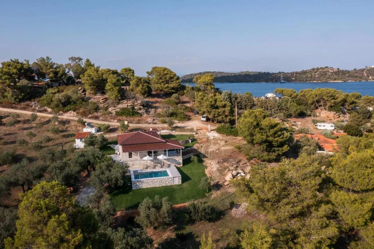 Villa Olvia Vourvourou