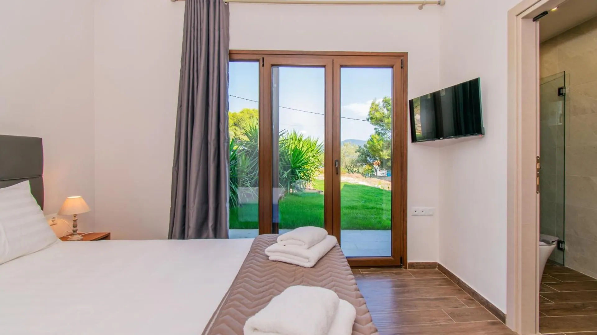 Villa Olvia Vourvourou